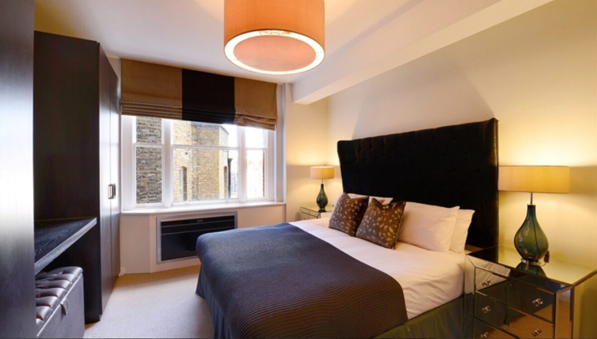 Two Bedroom Flat Mayfair