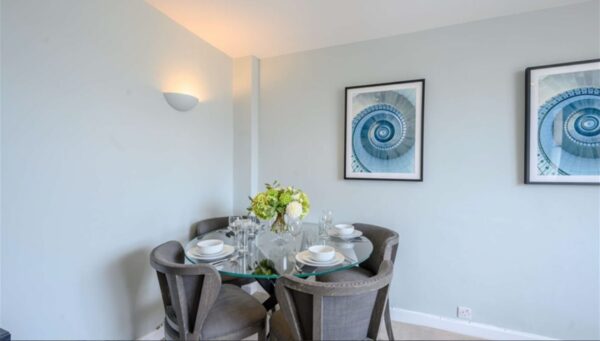 Two Bedroom Flat Mayfair