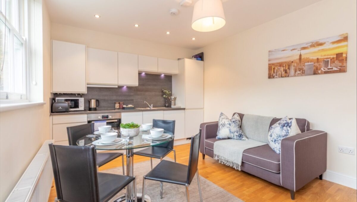 Two Bedroom Flat Hammersmith