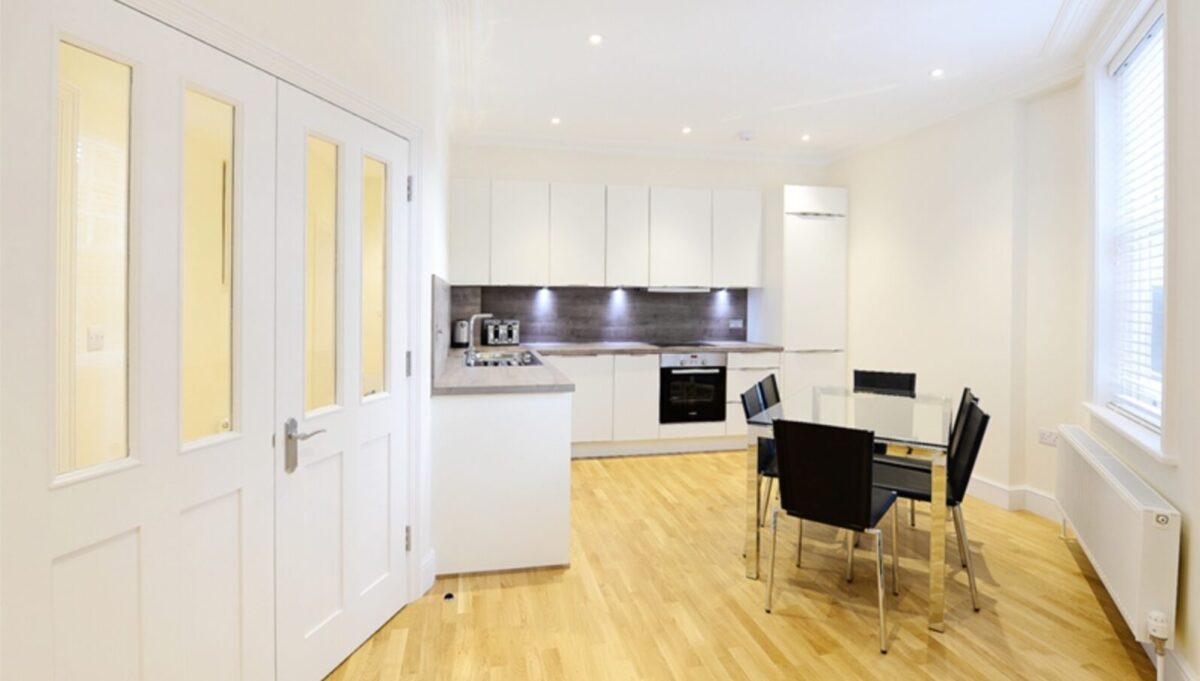 Three Bedroom Flat Hammersmith