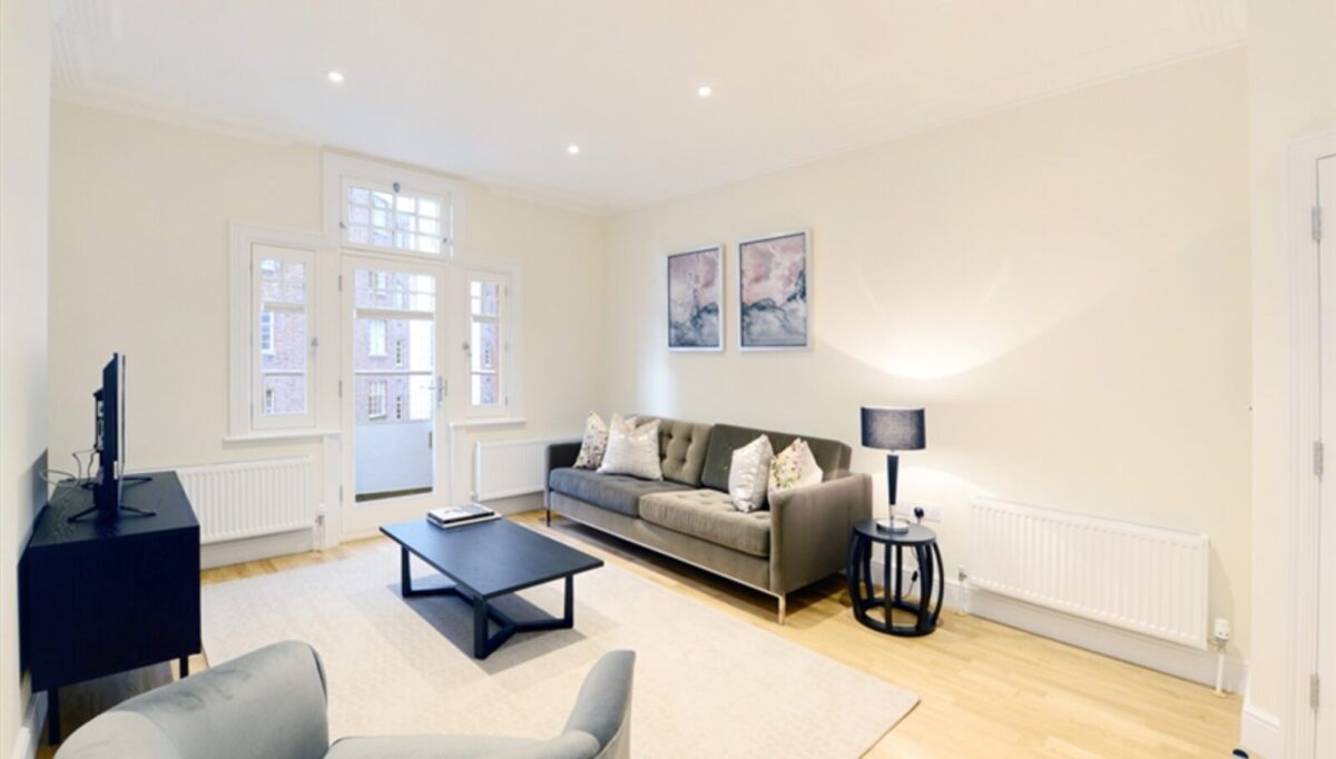 Three Bedroom Flat Hammersmith