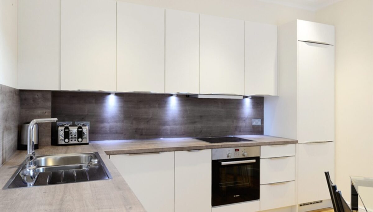 Three Bedrooms Flat Hammersmith