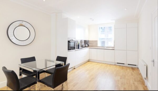 Three Bedrooms Flat Hammersmith