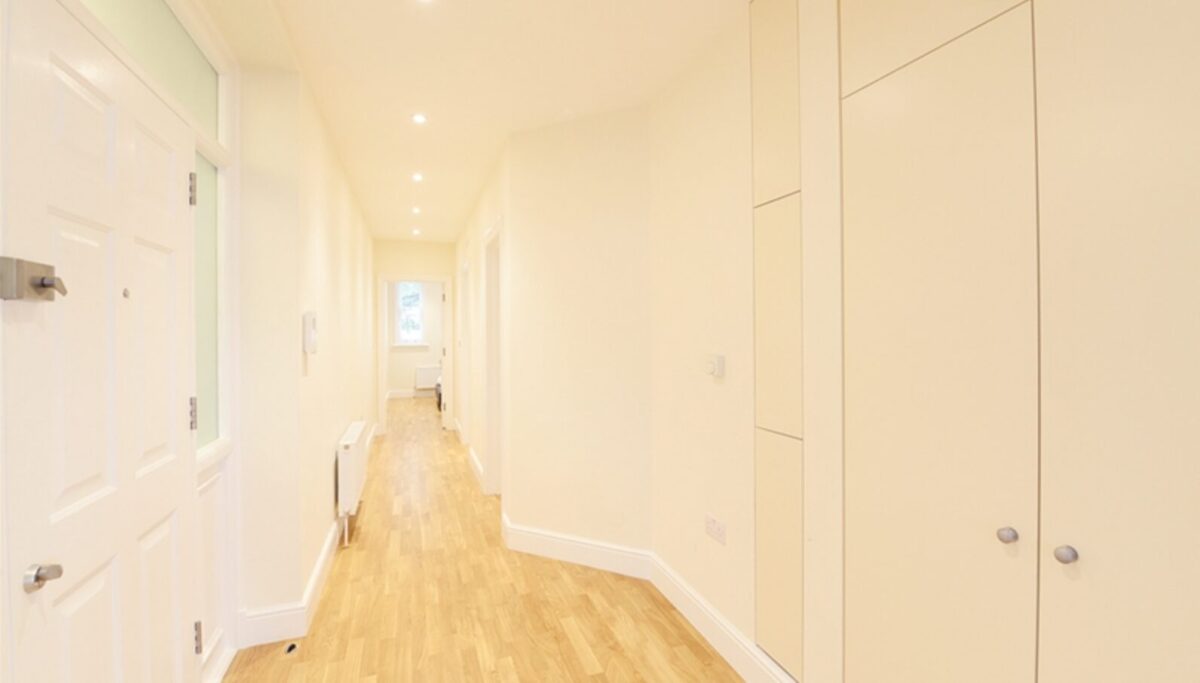 Three Bedrooms Flat Hammersmith