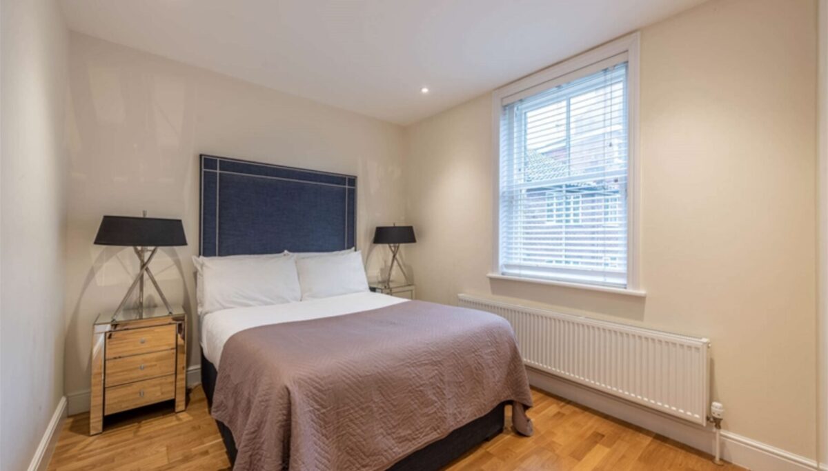 Three Bedrooms Flat Hammersmith