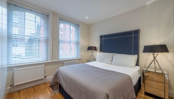 Three Bedrooms Flat Hammersmith