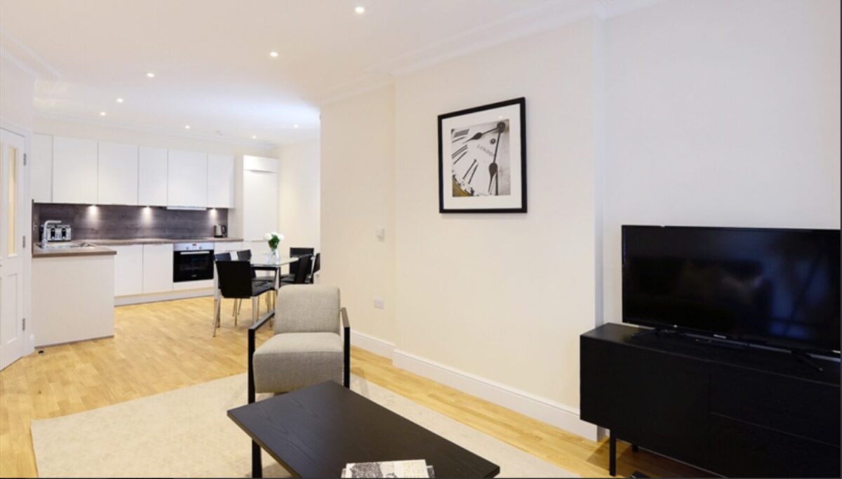 Three Bedrooms Flat Hammersmith