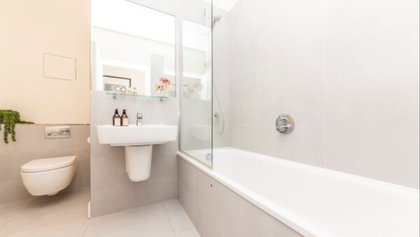 Three Bedrooms Flat Hammersmith