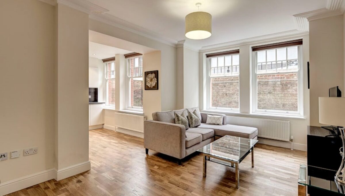 Three Bedrooms Flat Hammersmith