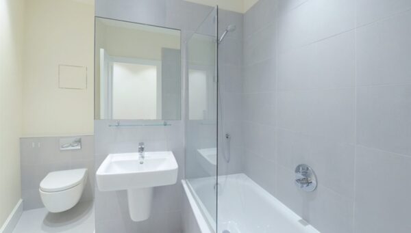 Three Bedrooms Flat Hammersmith