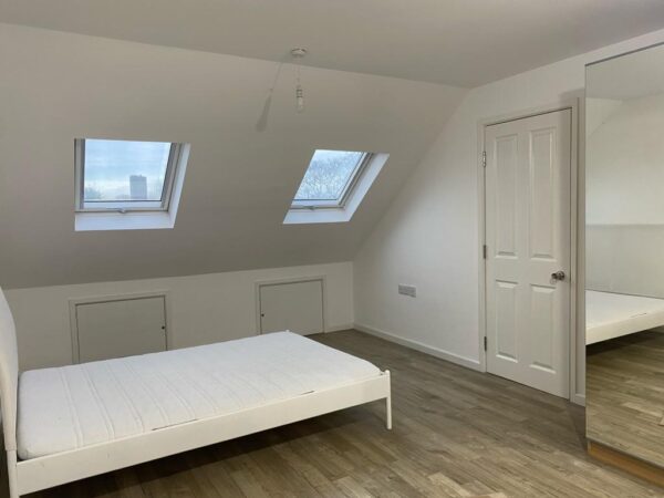 Three Bedroom flat Wimbledom